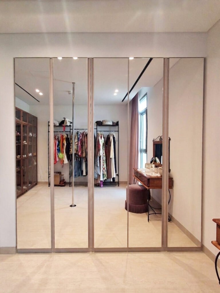 cabinet mirror 