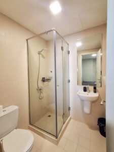 folding glass door 6341
