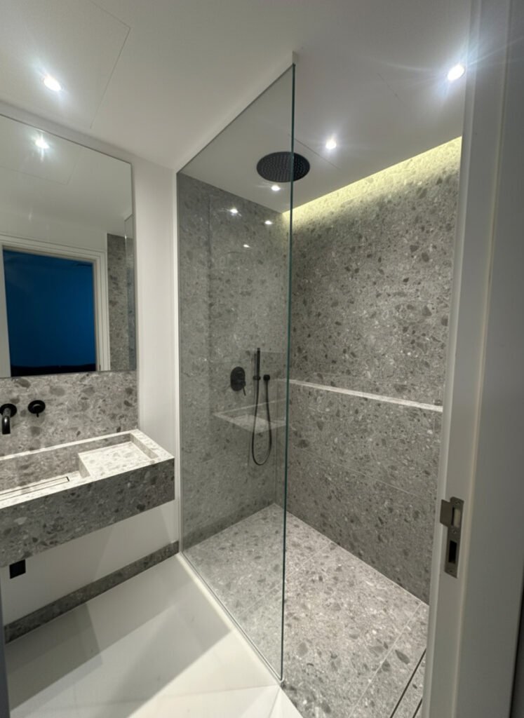 fixed glass door with mirror side view
